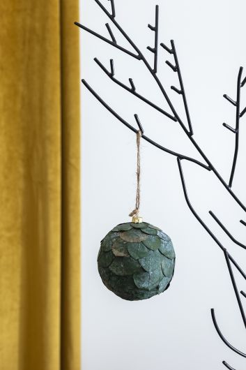 Boxwood Green Ornament